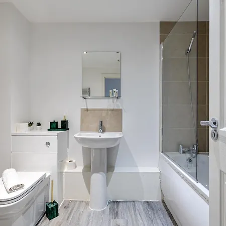 Stunning 2 Bed Apt With Free Parking Close To Cc Manchester Exterior foto