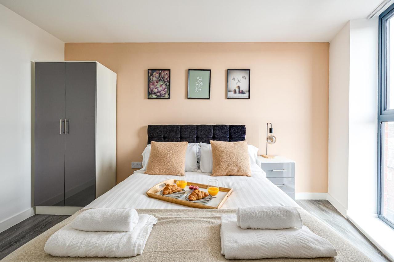 Stunning 2 Bed With Free Parking Close To Cc Манчестер