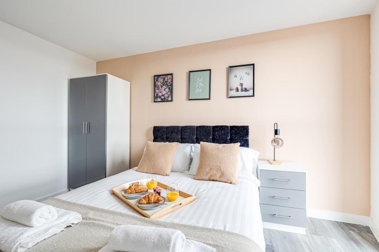 Stunning 2 Bed With Free Parking Close To Cc Манчестер